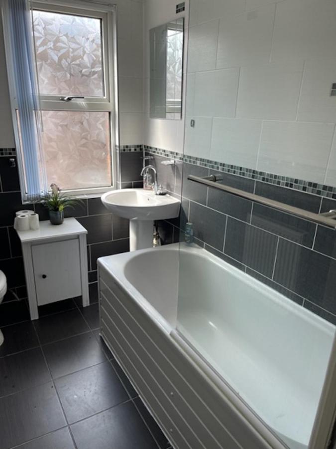 Marks Place Liverpool Exterior foto